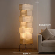 Lampe sur pied sculpturale Wabi