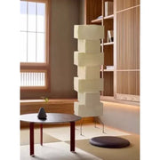 Lampe sur pied sculpturale Wabi