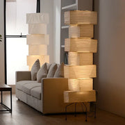Lampe sur pied sculpturale Wabi